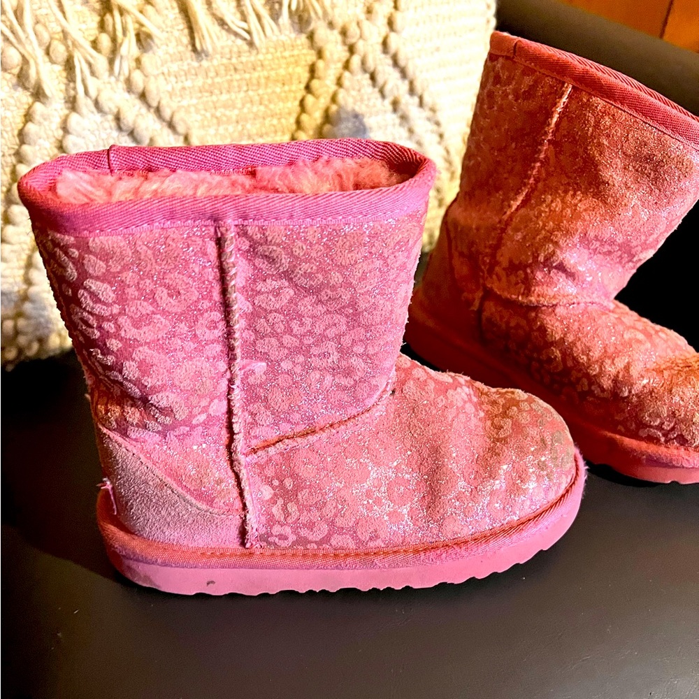 Pink shimmer cheetah Ugg boots